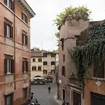 Cs Piazza Venezia Apartment